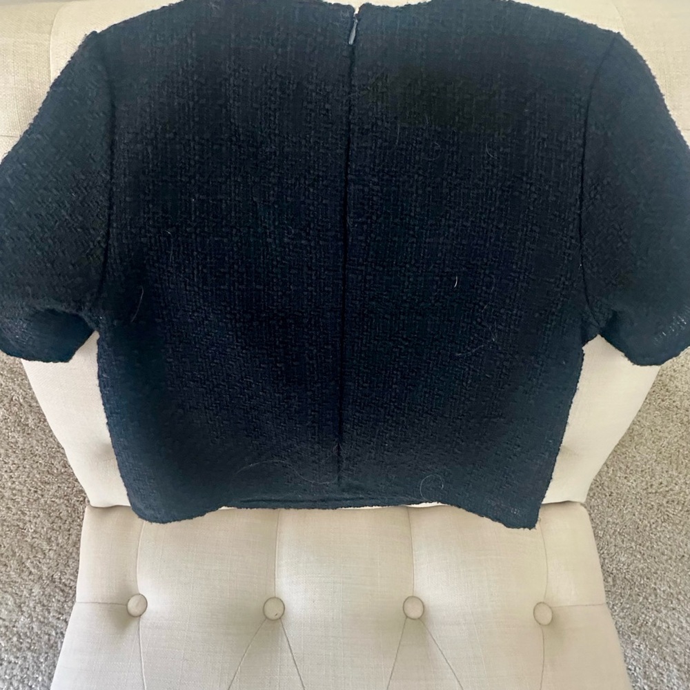 H&M Top - Picture 2 of 2